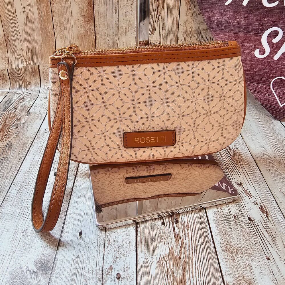 Rosetti wristlet